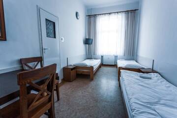 Трехместный номер в  Wist Hostel